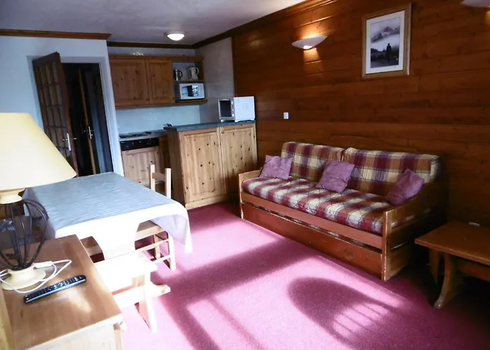 Serac Апартаменти *