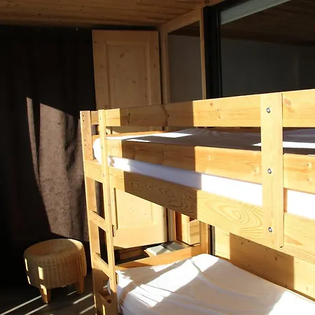 Апартаменти Serac *