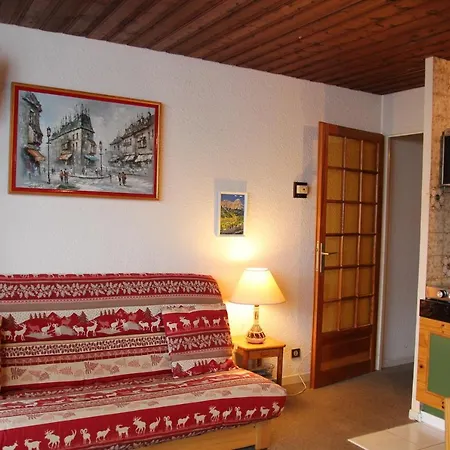 Serac Апартаменти *